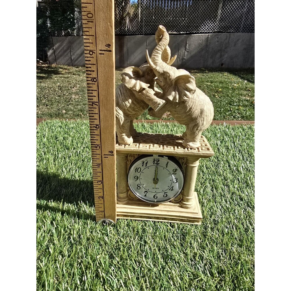 Standing Elephants Clock Mantle Free Standing Ivory Resin 10" Battery Operated - Picture 4 of 15